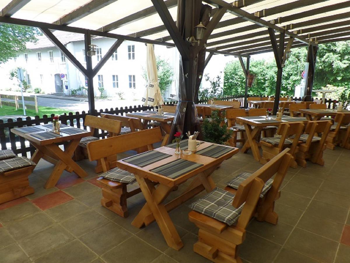 Hotel Garni Heuschober Friedrichshafen Exterior photo